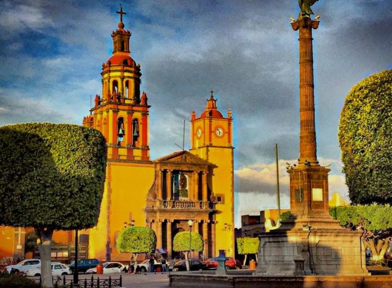 Contactos con chicas San Juan del Río